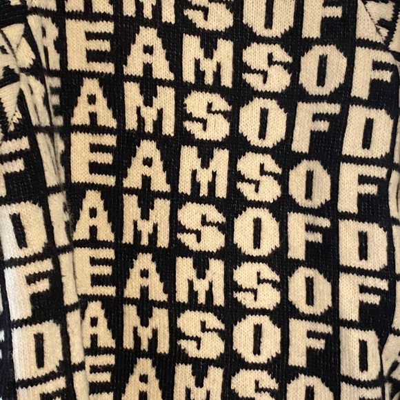 H&M size small chunky “dreams of dreams” sweater - Picture 4 of 4